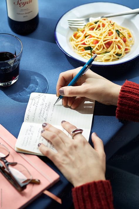 Woman writing agenda at lunch. by Martí Sans for Stocksy United Coffee Cafe Interior, Espresso Extraction, Coffee Designs Art, Lunch And Learn, Woman Writing, Coffee House Design, Diy Coffee Station, Coffee Organization, Coffee Station Kitchen