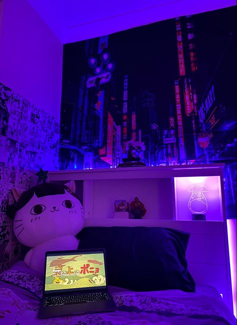 Tokyo Themed Bedroom, Anime Bedroom Decor, Preteen Bedroom, Bedroom Anime, Anime Bedroom, Ideas Decoracion, Otaku Room, Anime Decor, Anime Room