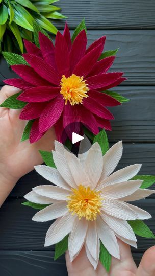 How To Make Lotus With Paper, Lotus Craft, Paper Lotus Flower, Craft Basket, Flowers Lotus, Paper Lotus, Easy Paper Flowers, Paper Craft Tutorials, Paper Flower Crafts