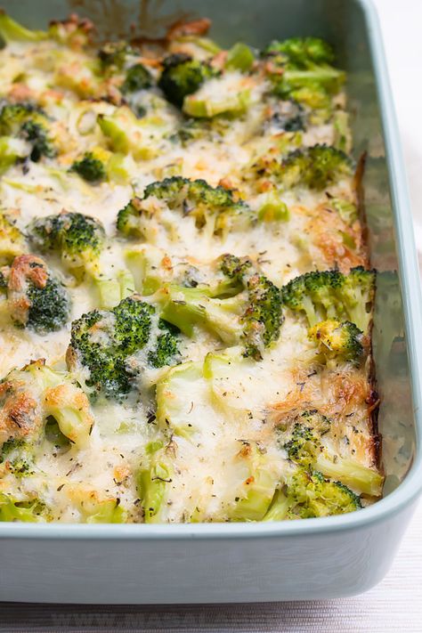 Broccoli Casserole No Rice, Broccoli And Ricotta Recipes, Easy Vegetarian Main Dishes, Baked Vegetables Casserole, Broccoli Side Dishes Easy, Healthy Broccoli Casserole Recipes, Broccoli Feta Bake, Healthy Broccoli Cheese Casserole, Vegetable Bake Recipes Healthy