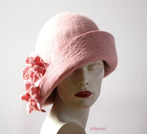 Pink felt hat, womens hat, Felted Hat, Wedding hat felt hat Cloche Hat Art Hat pink Hat La belle epoque Art Deco 1920s hat Art Hats White hat cloche 1920's hat Gatsby hat Mother of the bride Hats&Caps Accessories Handmade Great, very flattering hat ! Adapts to the head ! Special and unique ! Sophisticated and elegant ! My other hats you can find here: https://www.etsy.com/shop/Feltpoint?ref=hdr_shop_menu&section_id=17484098 On order I can make a hat in a different size and color. As the base for Cappello Cloche, Art Hats, Bride Hats, 1920s Hat, Mother Of The Bride Hats, Gatsby Hat, Felted Hat, Hat Art, Felted Handbags