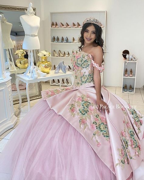 Pink And White Charro Dress, Charro Pink Quinceanera Dresses, Pink Mexican Quinceanera Theme, Charo Quinceanera Dresses Pink, Pink Flower Quince Dress, Colombian Quinceanera, Pink Flower Quinceanera Dresses, White Quince Dress With Flowers, Pink Charro Dress