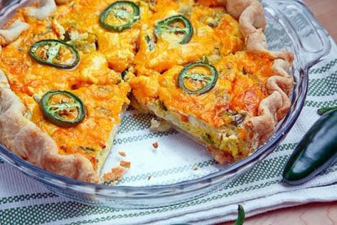 Jalapeño Popper Quiche Closet Cooking, Jalapeno Peppers, Jalapeno Popper, Think Food, Quiche Recipes, Egg Recipes, Pie Crust, Om Nom, I Love Food