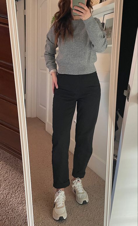 Grey crewneck sweater, black asymmetrical button jeans, nike sneakers Sporty Black Sweater With Crew Neck, Black Jeans Gray Sweater Outfit, Black Sweater Black Jeans, Black Jeans Grey Sweater, Black Sweatshirt Outfit, Vans Black Crew Neck T-shirt, Black Converse, Grey Crewneck, Sweatshirt Outfit