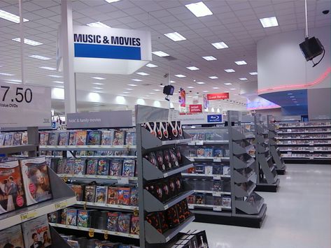 #2000schildhood #nostalgia #2000s Mall 2000s Aesthetic, Nostalgia 2000s Outside, Target Nostalgia, Mcdonalds Playplace, Nostalgia Aesthetic 2000s, 2000s America, 2000s High School, 2000s Kids Nostalgia, Nostalgia Videos