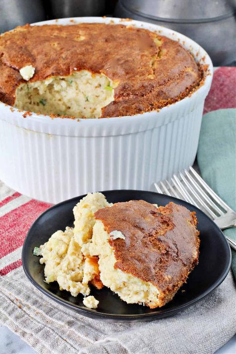 Corn Soufflé Corn Souflee Recipes, Corn Souflee Recipes Jiffy, Corn Souffle Recipe, Corn Soufflé Recipe, Corn Souffle, Spinach Souffle, Souffle Recipe, Holiday Lunch, Cheesy Corn