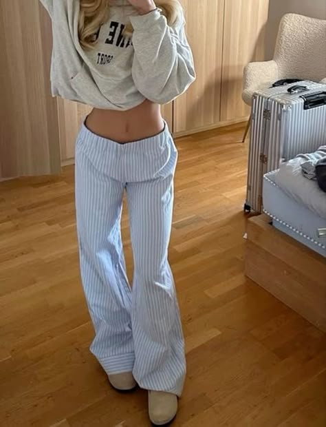 Vinter Mode Outfits, Skandinavian Fashion, Cute Pjs, Stockholm Style, Vanilla Girl, Stockholm Fashion, Mode Inspo, Fall Fits, Lazy Day