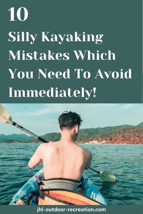 Kayaking seems like a simple activity. You grab a paddle. You hop onto the kayak. You start to paddle…… As a beginner, we might not even know about some basic kayaking tips and we might make THOUSANDS of kayaking mistakes without we even notice. Hence, this post will give you some common kayaking tips on top 10 silly kayaking mistakes and how we can fix or avoid them! #kayaking #kayakingaesthetic #kayakingmistakes #kayakingtips #kayakinghacks How To Kayak, Kayaking Hairstyles, Kayak Workout, Kayak Aesthetic, What To Wear Kayaking, Kayak Tips, Kayak Modifications, Kayaking Aesthetic, Kayak Lights