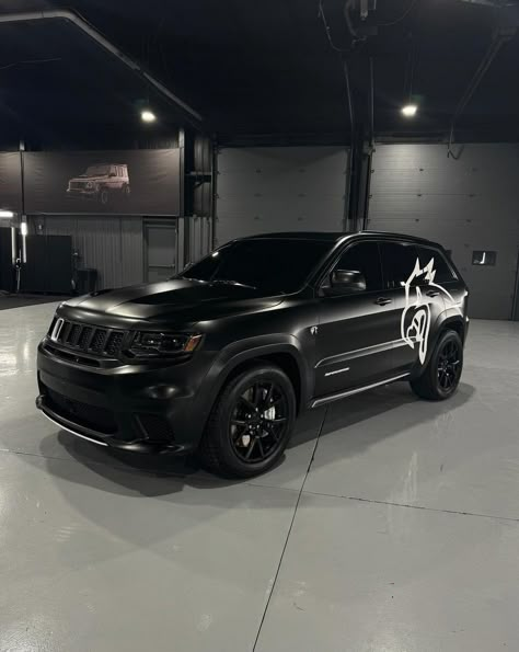 Track Hawk, Mod Cars, Jeep Srt8, Charger Hellcat, Dodge Charger Hellcat, Jeep Grand Cherokee Srt, New Ferrari, Cool Dance Moves, Concept Clothing