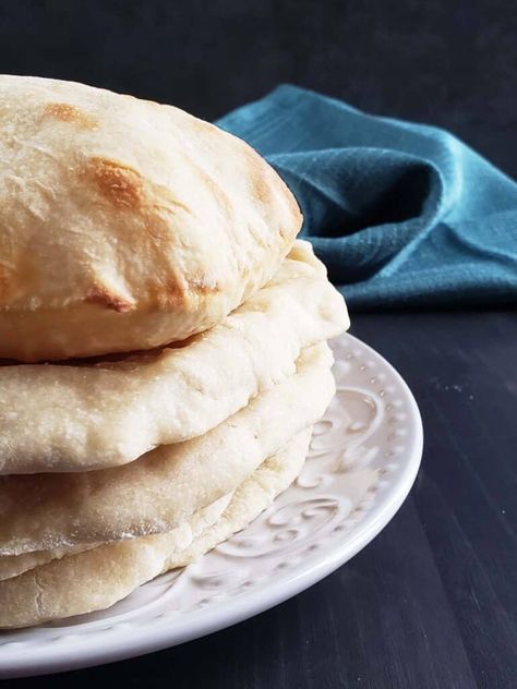 Sourdough Discard Pita Bread Recipe Discard Pita Bread, Sourdough Pita Bread Recipe, Sourdough Pita, Greek Pita Bread, Gluten Free Flatbread, Pita Bread Recipe, Pita Recipes, Discard Recipes, Gluten Free Sourdough