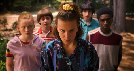 Is [SPOILER] really dead? Duffer Brothers answer burning questions about <em>Stranger Things 3</em> ending Elizabeth Reaser, Netflix Stranger Things, Stranger Things Costume, Cary Elwes, Watch Stranger Things, Trailer Park Boys, Stranger Things Quote, Duffer Brothers, Photo Star