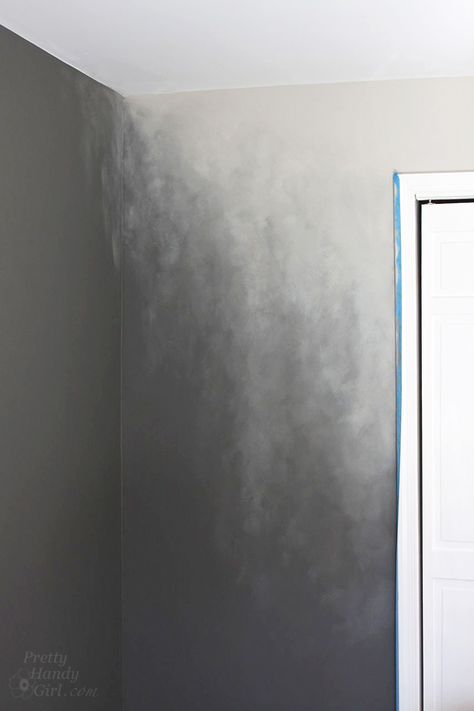 How to Paint an Ombré Wall Gradient | Pretty Handy Girl Ombre Painted Walls, Ombré Wall, Ombre Paint, Wall Painting Techniques, Ombre Wall, Focal Wall, Paint Effects, Wall Finishes, Painting Tips