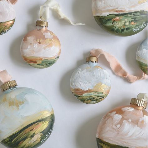 The Gift Shop — Kristen Laczi Anthropologie Christmas Ornaments Diy, Diy Sentimental Ornaments, Art Ornaments Christmas, Aesthetic Ornaments Diy, Pink Christmas Ornament, Holiday Gift Diy, Diy Floral Ornaments, Diy Ornaments Picture, Christmas Gift Painting Ideas