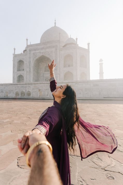 Taj Mahal is in Agra India. It’s one of the Wonders of the World. Pre Wedding Shoot Taj Mahal, Taj Mahal Photoshoot Ideas, Poses With Taj Mahal, Poses Near Taj Mahal, Taj Mahal Pics Ideas, Taj Mahal Pre Wedding Shoot, Tajmahal Photoshoot Couple, Agra Picture Ideas, Agra Photography Poses