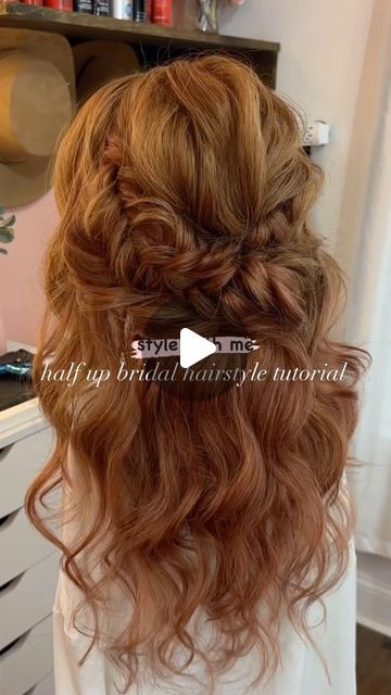 Katelyn Grimes | Bridal Stylist Educator on Instagram: "When a style has that boho vibes but still glam, I loveeee it.   #weddinghair #weddinghairstyles, how to do a boho hairstyle, glam wedding hairstyles, boho wedding hair" Wedding Hairstyles Boho, Bridal Stylist, Boho Hairstyle, Boho Wedding Hair, Glam Wedding, Boho Hairstyles, Boho Vibe, Wedding Hair, Boho Wedding