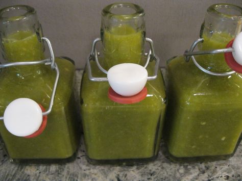 Green Jalapeno Sauce Jalapeno Hot Sauce Recipe, Green Jalapeno, Homemade Hot Sauce, Jalapeno Sauce, Jalapeno Recipes, Hot Sauce Recipes, Green Sauce, Chilli Sauce, Garden Recipes