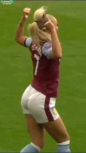 Hot Womens Football, Female Soccer Players Body, Alisha Lehmann Video, Women Volleyball Player, Lehmann Alisha, Football Funny Moments, Alisha Lehmann, Handsome Football Players, Female Footballers