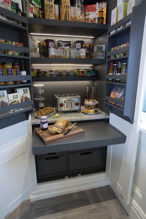 Corner Kitchen Pantry, Small Kitchen Pantry, Small Pantry Organization, Organize Your Kitchen, Small Kitchen Organization, Small Pantry, Kitchen Pantry Design, Kitchen Pantry Cabinets, Cheap Kitchen