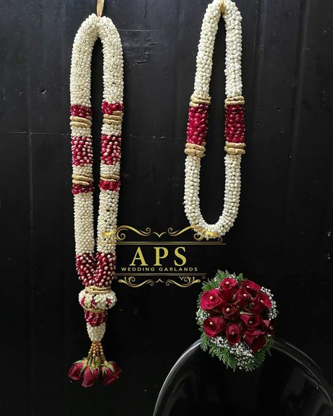 Flower Hara For Engagement, Poola Malalu For Wedding, Orchid Varmala Indian Weddings, Reception Garland South Indian, Wedding Maalai Designs, Garland For Wedding Indian Bride, Indian Wedding Garland Marriage, Marriage Garlands Indian, Marriage Malai Design