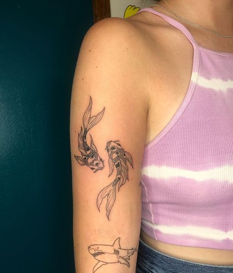 Small Fish Tattoos, Pisces Tattoos, Koi Tattoo, Koi Fish Tattoo, Red Ink Tattoos, Subtle Tattoos, Baby Tattoos, Dream Tattoos, Matching Tattoos