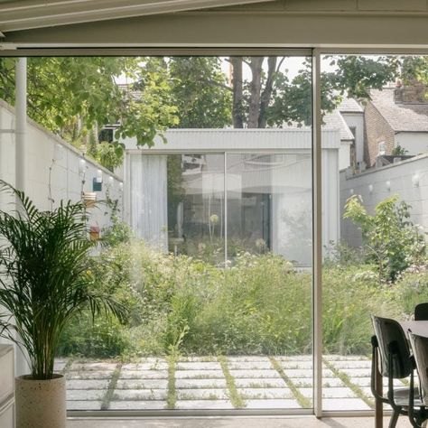 Terraced House Extension, Traditional Sitting Room, Extensive Green Roof, Patio House, Old Victorian House, Urban Heat Island, Victorian Terrace House, White Patio, Paved Patio