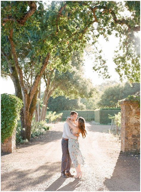 Engagement photos in Napa Valley || The Ganeys Napa Engagement, Vineyard Engagement Photos, Napa Wedding Venues, Napa Vineyards, Napa Wedding, Engagement Inspo, Anniversary Photos, Film Wedding, J P