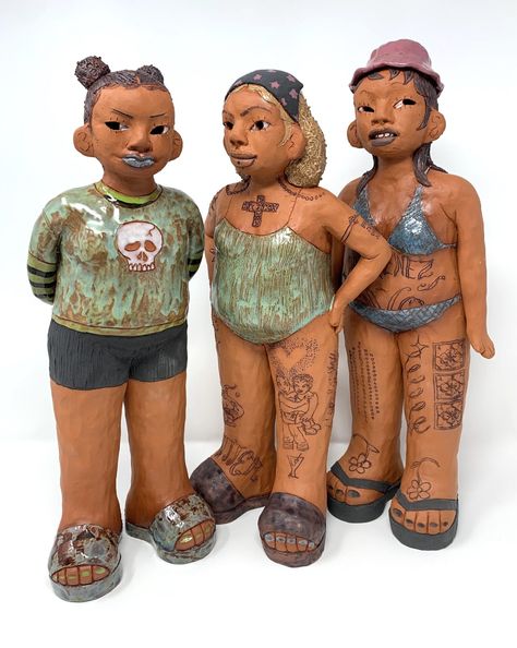 Sydnie Jimenez's Striking Ceramic Sculptures Celebrate Individual Expression and Diverse Communities — Colossal Art About Community, Ceramic Figures Sculpture, Clay Figures People, Sculpture Clay Ideas, Clay Person, Anthropomorphic Ceramics, Ceramic Sculpture Ideas, Ceramic Hands, Clay Project Ideas