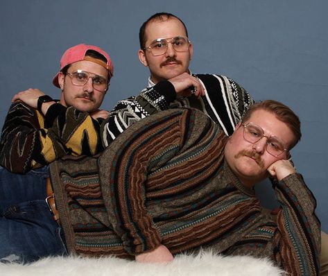 3 Brothers Come Up With A 'Terribly Awesome' Vintage Photoshoot As A Christmas Present To Their Parents Cringy Family Poses, 80s Style Family Photoshoot, Funny Poses For Trio, 90s Family Photoshoot Christmas, Clever Family Photos, Awkward Sibling Photoshoot For 3, Three Friends Photoshoot Funny, Ugly Family Photos, Cheesy Christmas Photos