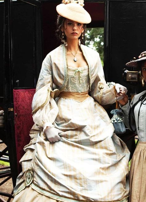 Nina Dobrev as Katherine Pierce/Katerina Petrova in “The Vampire Diaries” (TV Series, 2009 -2017). Katherine Pierce 1864, Katherine Pierce Outfits, Nina Dobrev Style, Tvd Aesthetic, Vampire Diaries Outfits, Katerina Petrova, The Vampire Diaries Universe, Vampire Diaries Universe, Costume Drama