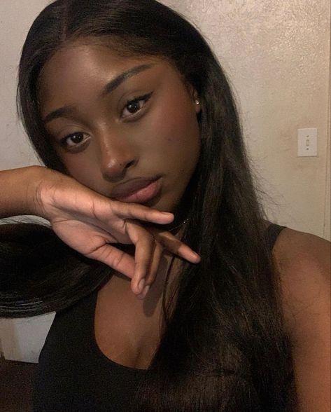 Aegyo Sal Dark Skin, Make Up For Dark Skin Indian Women, Doyun Makeup Look Dark Skin, Sunkissed Makeup Black Women, Douyin Dark Skin, Doe Eyes Black Women, Doe Eye Makeup Black Women, Aegyo Sal Black Women, Desired Face Ideas Black