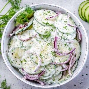 Creamy Cucumber Salad - Healthy Fitness Meals Dill Salad Recipe, Tzatziki Dressing, Dill Salad, Cold Side Dishes, Cucumber Dill Salad, Dill Recipes, Unique Salad, Wild Rice Salad, Super Salads