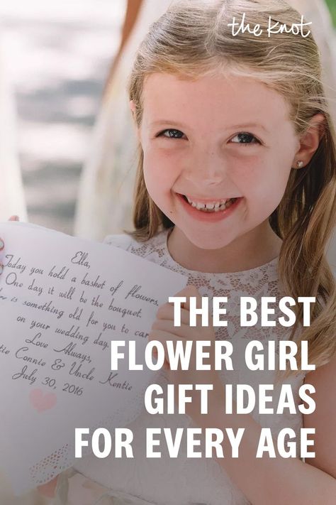 Gifts For Flower Girls From Bride, Flowergirl Proposal Gift, Flower Girl Gifts Day Of Wedding, Adult Flower Girl Ideas, Flower Girl Proposals, How To Ask Flower Girl To Be In Wedding, Flower Girl Asking Ideas, Flower Girl Proposal Ideas Toddler, Flowergirl Proposal Gifts