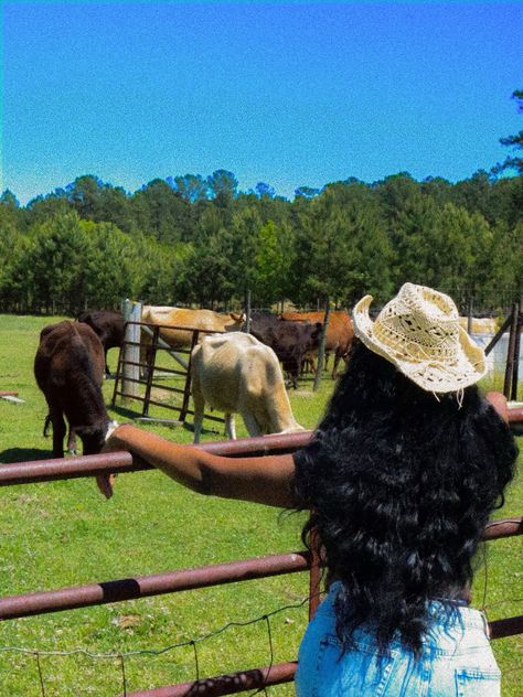 Southern cowgirl photos Black Farmer Girl, Black Farm Girl Aesthetic, Cow Girl Photoshoots, Mexican Cowgirl Aesthetic, Black Country Girl Aesthetic, Good Days Aesthetic, Black Country Girl, Sequoia Dawn, Black Cowgirl Aesthetic