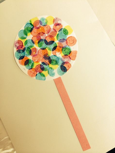 Lollipop craft Preschool Candy Craft, Candyland Arts And Crafts, Candy Activities For Preschool, Lollipop Crafts For Kids, Preschool Language Arts Activities, Letter L Crafts, Aqua Room, Story Themes, Lollipop Craft