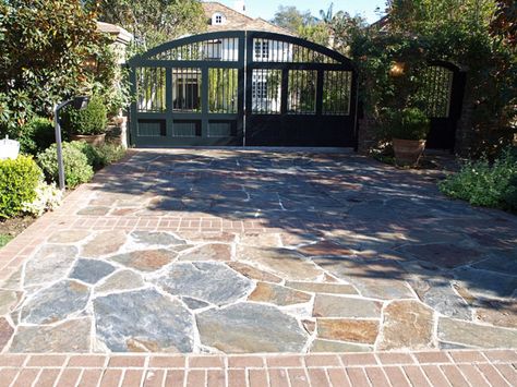 flagstone and brick driveway Flagstone Steps, Brick Border, Brick Driveway, Flagstone Walkway, Brick Walkway, Outdoor Walkway, Front Walkway, Driveway Entrance, Driveway Design