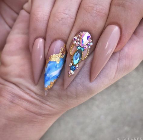 Nude Stiletto Nails, Almond Acrylic Nails Designs, Marble Nail, Stiletto Nails Designs, Almond Acrylic Nails, Marble And Gold, Nails Desing, Accent Nails, Bling Nails