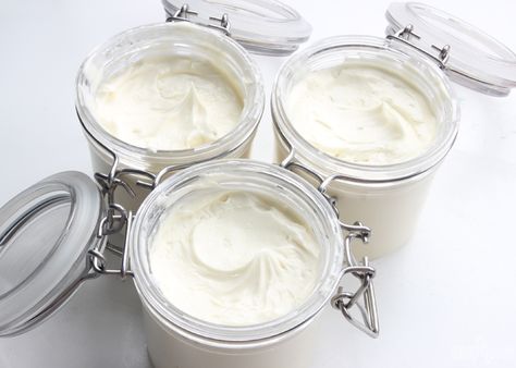 Body Cream Recipe, Whipped Coconut Oil, Soap Queen, Body Mousse, Pure Cocoa Butter, Homemade Body Butter, Easy Crafts To Sell, Homemade Stuff, Avocado Butter