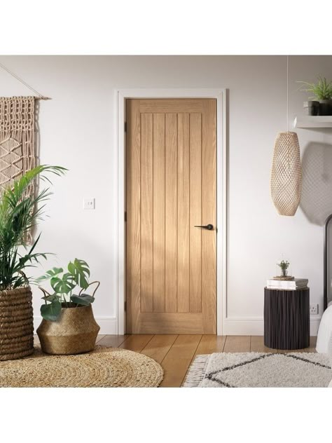 Wooden doors have been a popular choice for homeowners for centuries. With their timeless beauty and natural appeal, wooden doors can enhance the aesthetic of any home. Whether you’re renovating an old house or building a new one, wooden doors are a great investment that can add value to your property. One of the key … Oak Veneer Doors, Door Frame Design, Fire Doors Internal, Door Frame Molding, Internal Oak Doors, Interior Door Styles, Room Divider Doors, Wooden Doors Interior, Internal Door