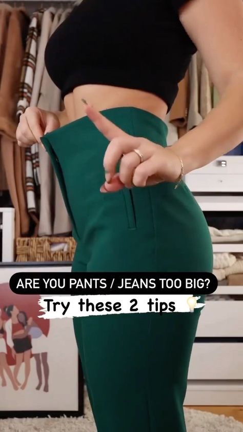 Jeans Too Big, Big Jeans, Big Pants, Diy Clothes Design, Elegant Feminine, Influencers Fashion, Fashion Hacks Clothes, Clothing Hacks, Fashion Design Clothes