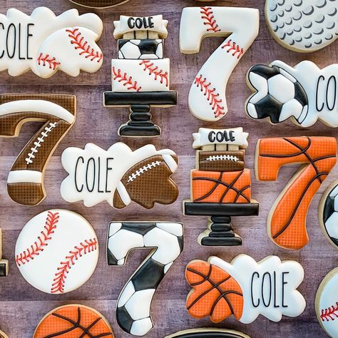 MS Cookie Co. on Instagram: “Like Cole, I think I’d take any sport right now! 🏈⚾️🏀⚽️ . . . . #mscookieco #sportscookies #footballcookies #baseballcookies…” Sports Cookies Royal Icing, Sport Cookies Decorated, Sports Themed Cookies, Sports Birthday Cookies, Sports Cookies Decorated, Artistic Baking, Football Sugar Cookies, Sport Cookies, Soccer Cookies