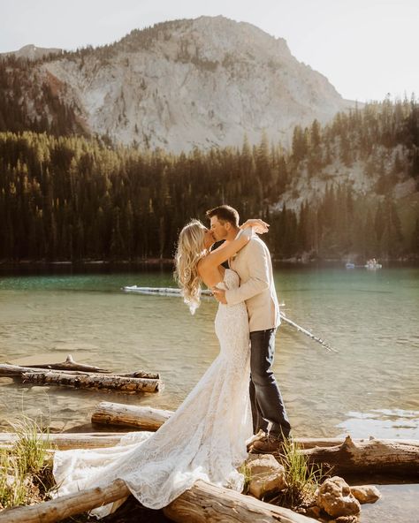 a few snaps from a fairy lake elopement 🧚🏼 🏔️ 💍 Lake Elopement, Montana Elopement, Tennessee Wedding, Bear Lake, Mountain Elopement, Day Of My Life, Smoky Mountains, Elopement, Montana