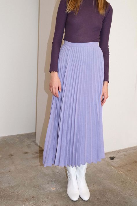 Lilac Skirt Outfits, Lavender Skirt Outfit, Lilac Skirt, Lavender Skirt, Anna Karenina, Pleated Long Skirt, Wardrobe Pieces, Skirt Outfit, Skirt Outfits