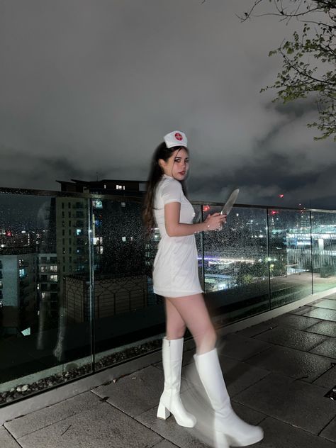 nurse halloween costume Nurse Costume Aesthetic, Nurse Outfit Halloween, Halloween Nurse Costumes, Diy Nurse Costume, Nurse Halloween Costumes, Nurse Costume Halloween, Halloween Trio, Nurse Halloween Costume, Diy Nursing