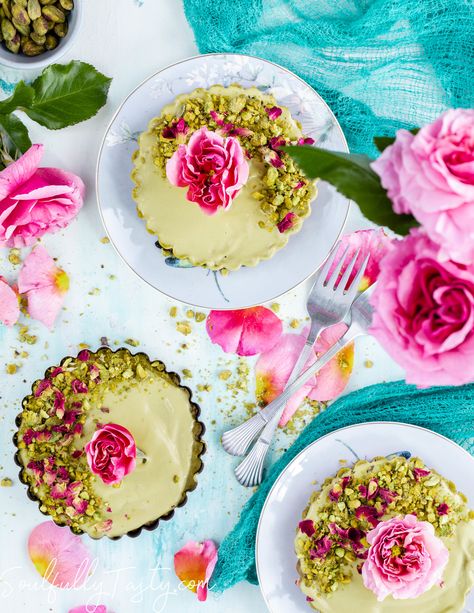 Healthy Tart, Vegan Pistachio, Pistachio Rose, Cream Tarts, Healthy Dessert Options, Pistachio Recipes, Raw Vegan Desserts, Garden Tea Party, Rose Recipes