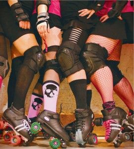 derby Derby Names, Roller Derby Skates, Roller Derby Girls, Derby Skates, Derby Outfits, Women Skates, Derby Girl, Track Roller, Roller Disco