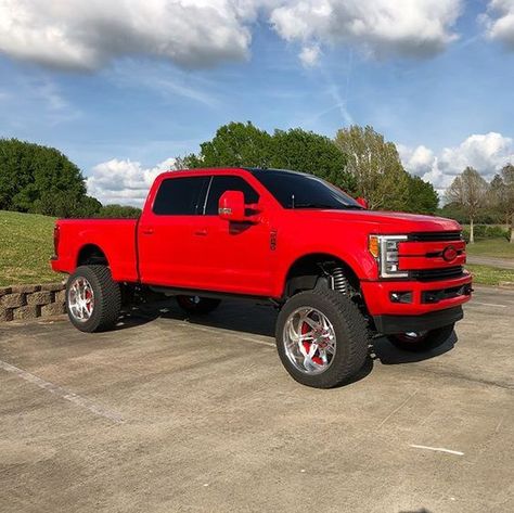 Truck Bed Storage Box, Camo Truck, Truck Chevy, Truck Accessories Ford, Truck Quotes, Ford Diesel, Lifted Ford, Lifted Chevy Trucks, Gm Car