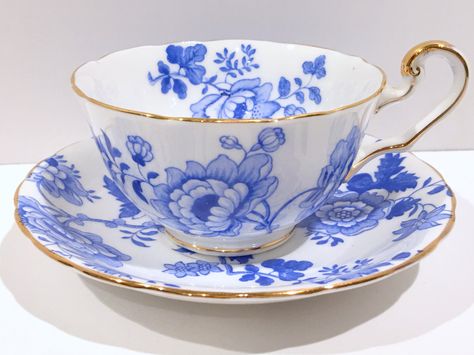 Victoria Cup and Saucer, Antique Teacup, Blue White Vintage Tea Cup, Vintage Tea Cups, Mandarin Pattern, Blue and White Ware by AprilsLuxuries on Etsy Vintage Tea Cups, Beautiful Cups, English Tea Cups, Vintage Crockery, Vintage Tea Cup, China Tea Sets, Fun Photos, Tea Party Garden, Vintage Teacups