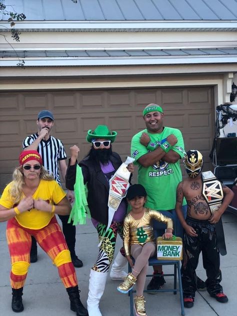 Wwe Family Halloween Costumes, Wrestling Family Costumes, Wrestlemania Costume, Family Wrestler Costumes, Wwe Family Costumes, Pro Wrestler Costume, Wwe Wrestlers Costumes, Wwe Halloween Costumes, Wwe Halloween