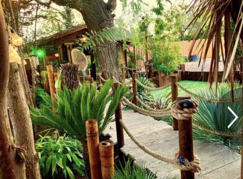 Tiki Backyard, Tiki Garden, Outdoor Tiki Bar, Tiki Bar Ideas, Disabled Dog, Tiki Style, Tiki Bar Decor, Tiki Decor, Tropical Backyard