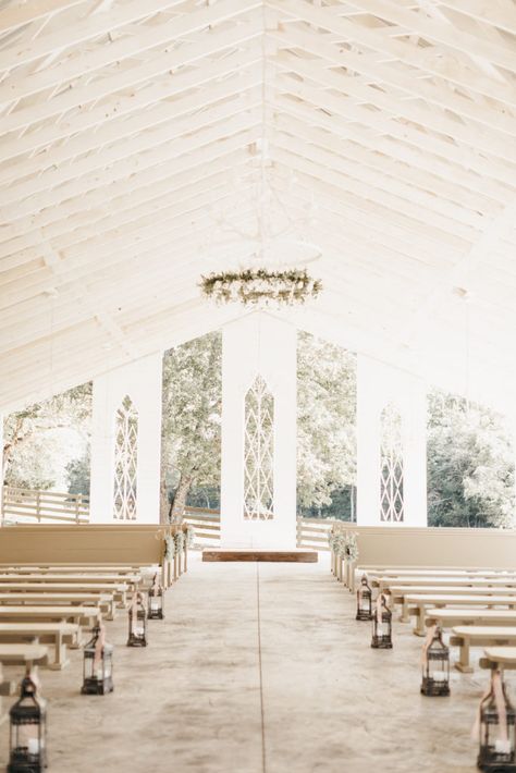 Wedding Venues Kentucky, Bodock Farms, Burkesville Kentucky, Wedding Chapel Ideas, Kentucky Horse Farms, Chapel Ideas, Kentucky Wedding Venues, P Design, Wedding Venues Indoor